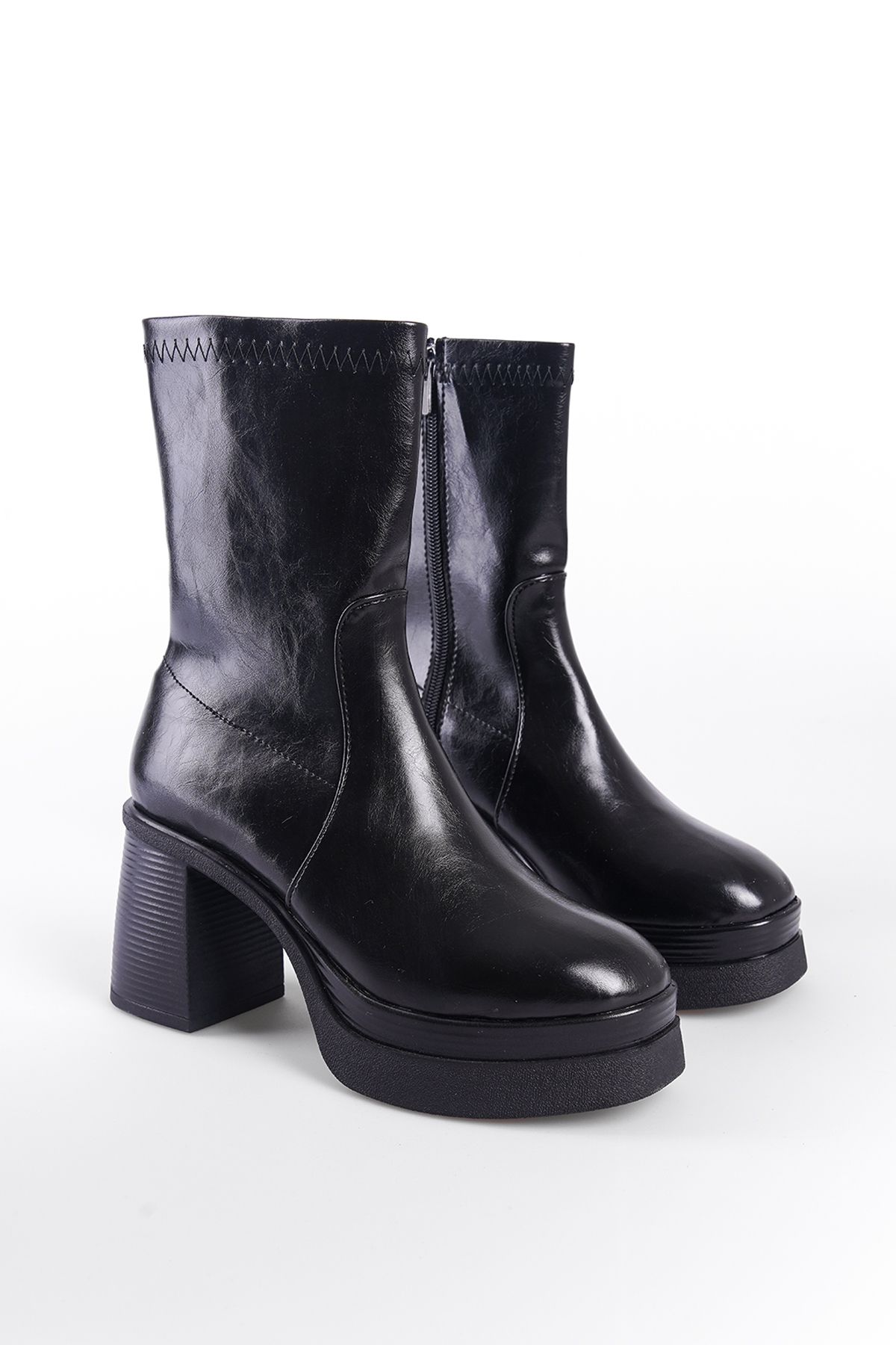 بوت و نیم بوت زنانه capone-outfitters