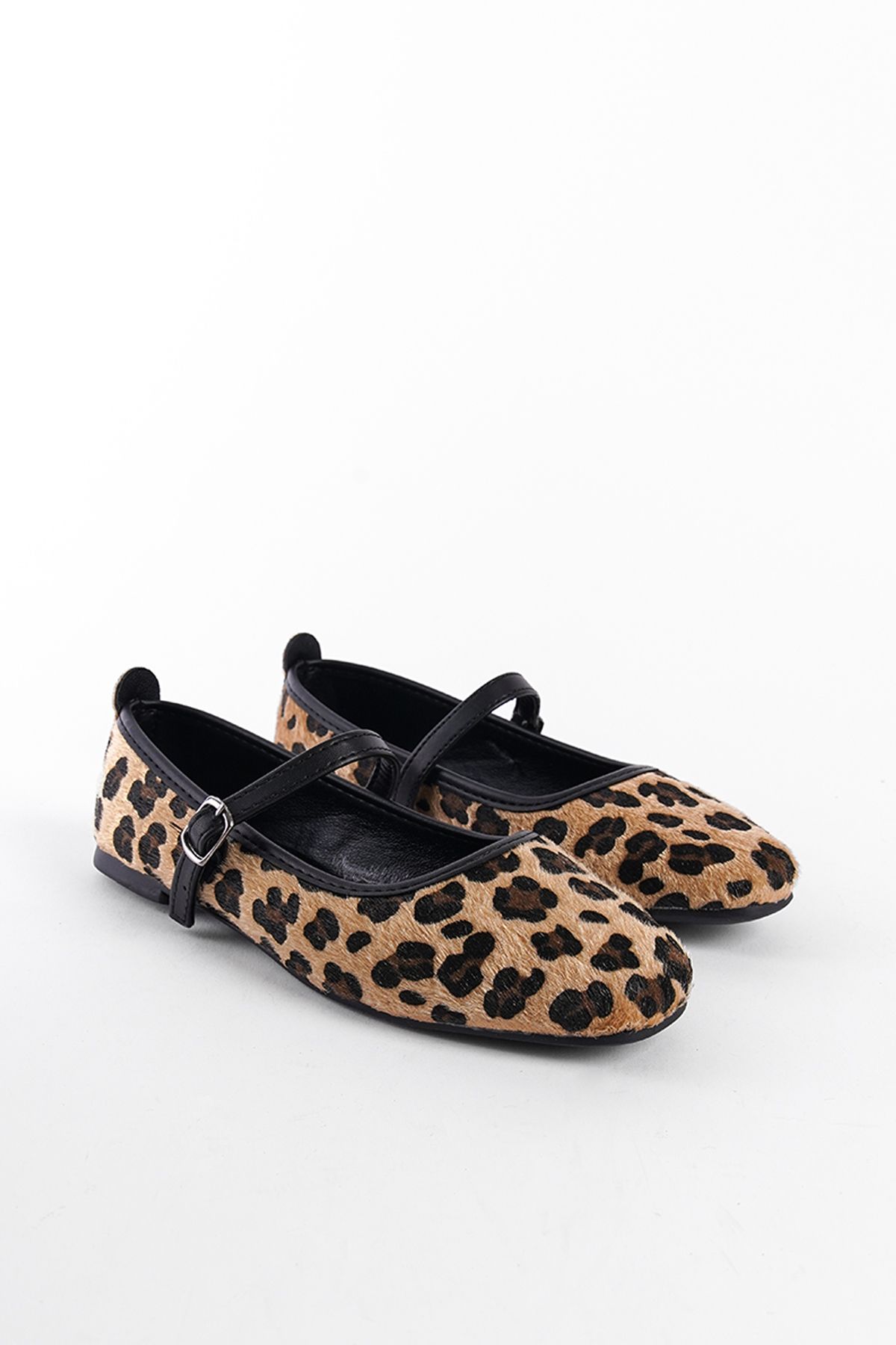 کالج زنانه اورجینال کاپون اوتفیترز capone-outfitters