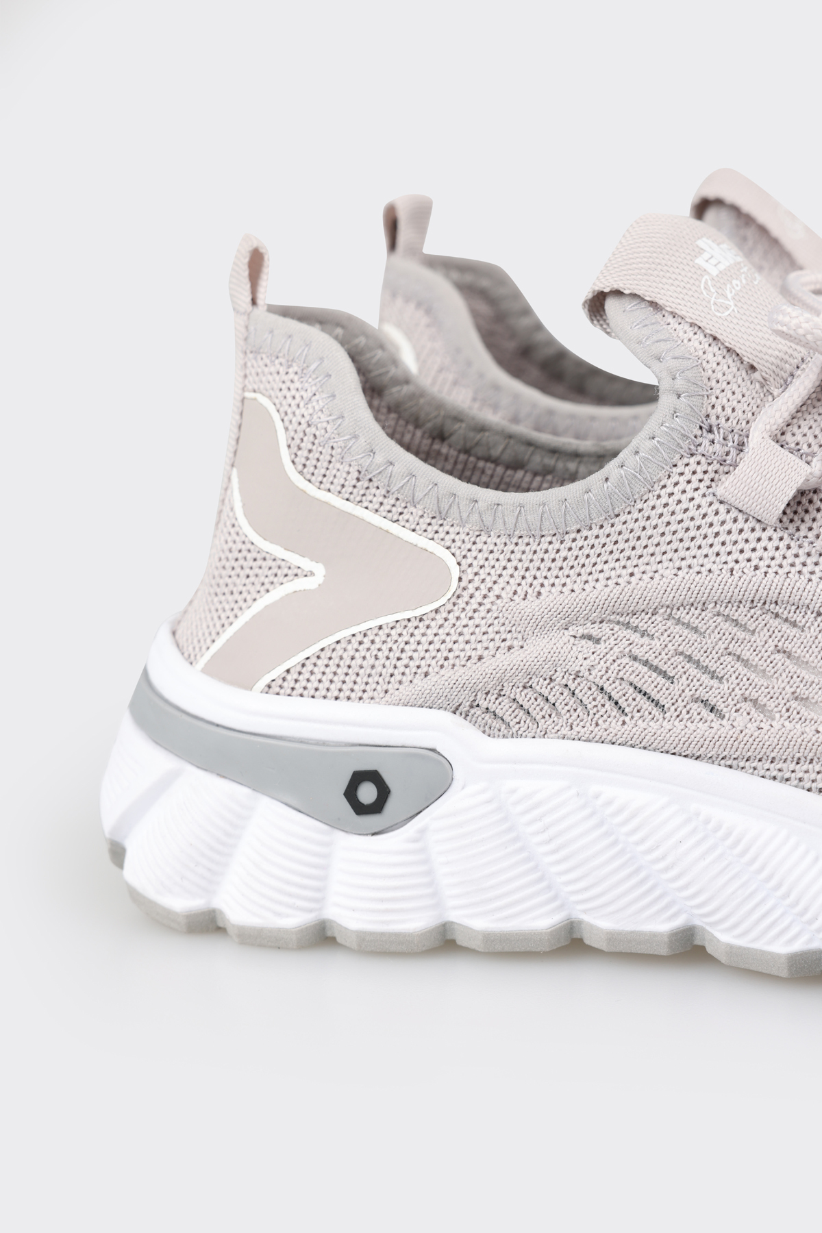 کتانی مردانه اله elle