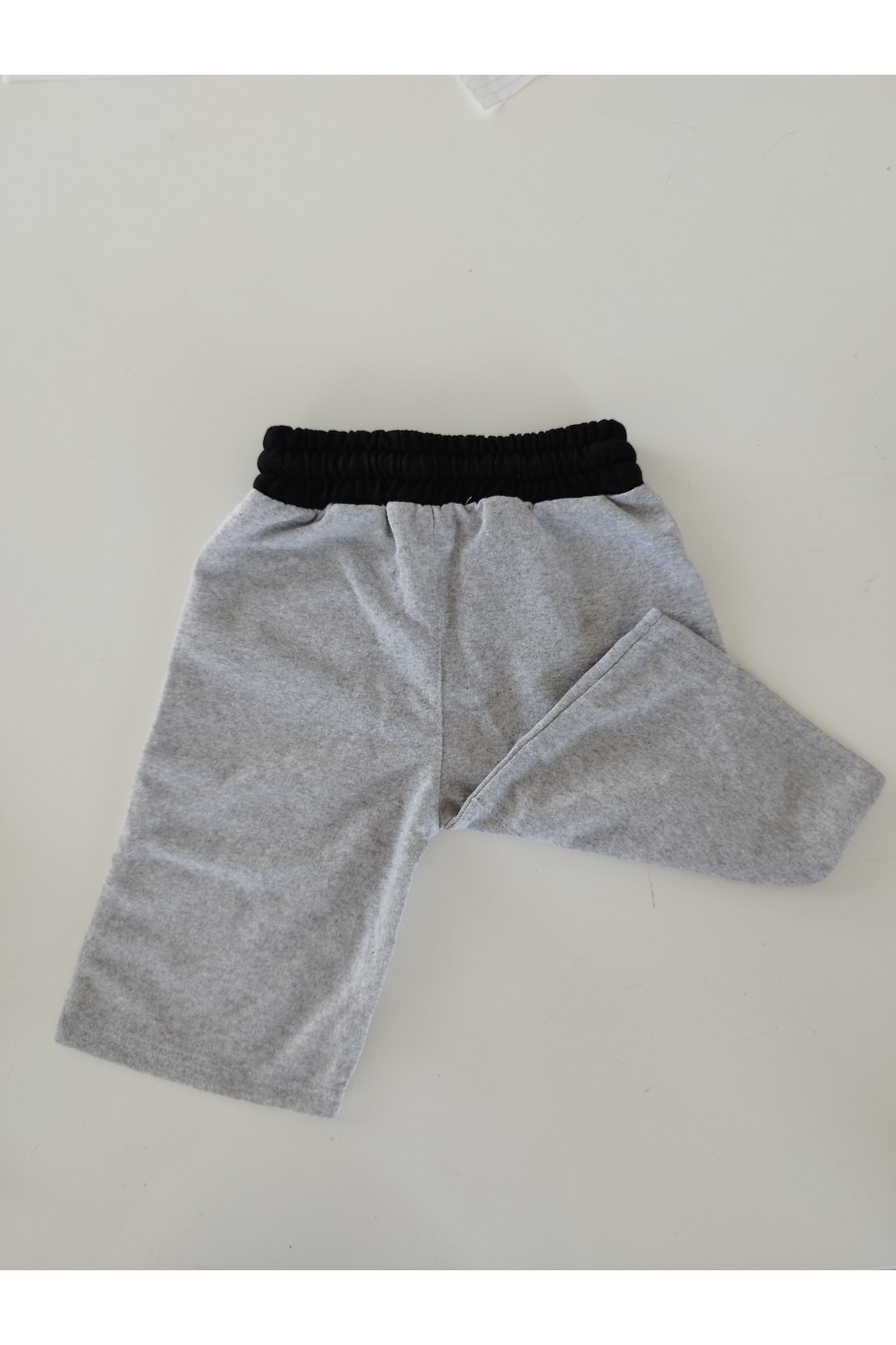 شلوارک بچگانه