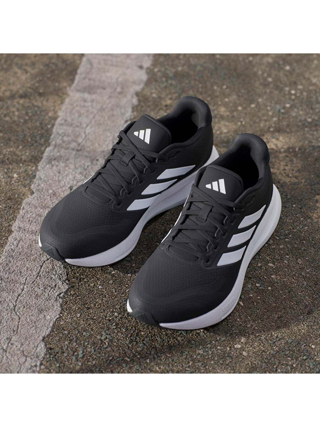 کفشهای دویدن مردانه Runfalcon 5 مشکی آدیداس adidas